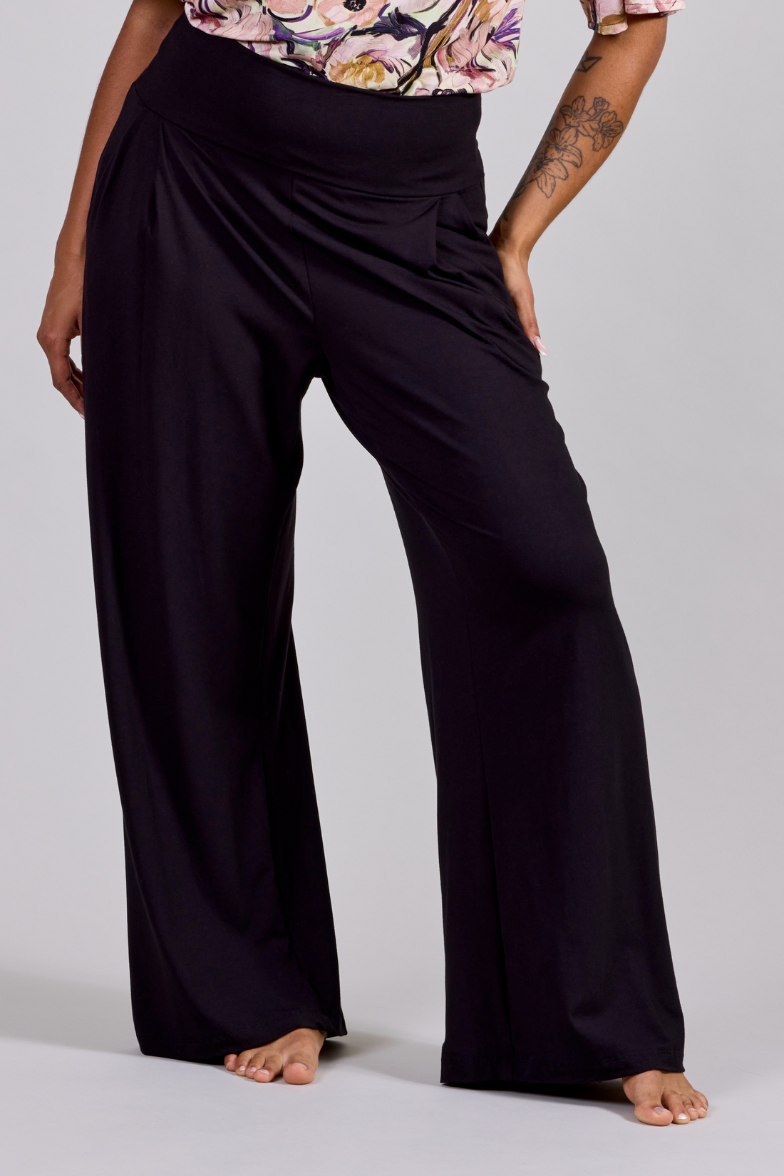 Pantalon large à plis creux - noir