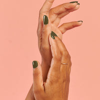 Vernis à ongles - la route verte