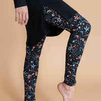 Blouse longue col V noir  à manches longues fabriquée au Québec, Canada