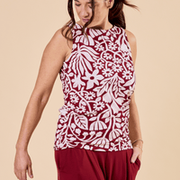 Camisole élégante camélia