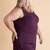 Camisole longue de yoga en bambou merlot fabriquée au Québec.