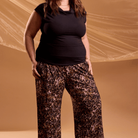 haut col drapé noir