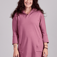 Tunique décontractée avec capuchon et col en V