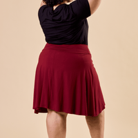 Jupe-short évasée carmin