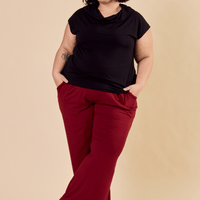 Pantalon large à plis creux carmin