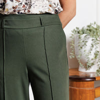 Pantalon effet denim évasé structuré - matcha