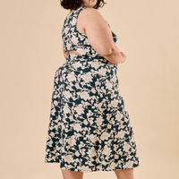 Robe longue à dos ouvert opulence