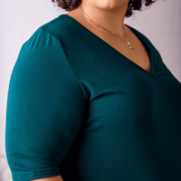 Haut essentiel col V - vert chasseur