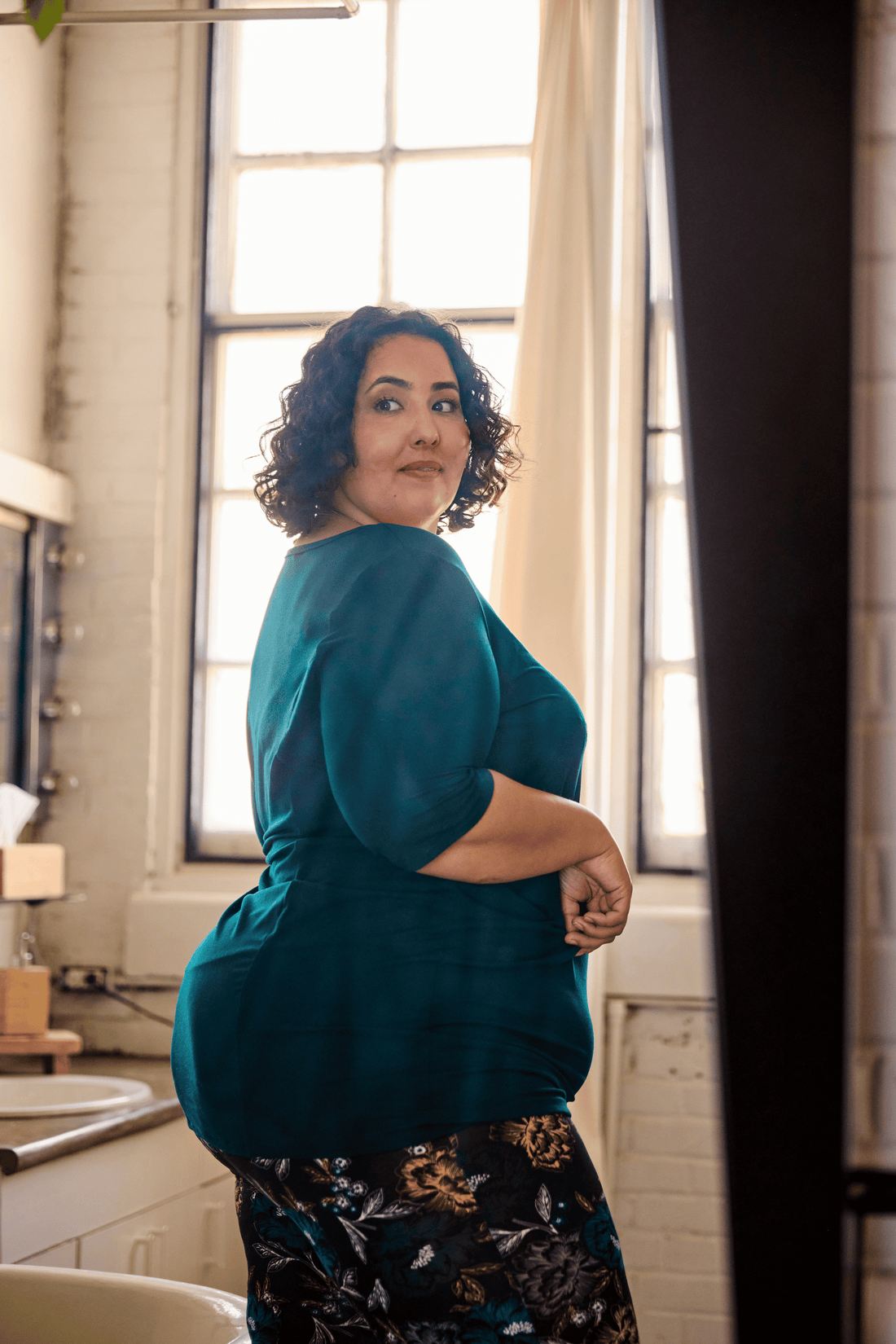 Haut essentiel col V - vert chasseur