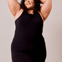 Camisole longue de yoga en bambou noir fabriquée au Québec.