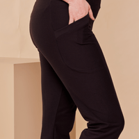 Pantalon effet denim jambe droite avec poches forêt noire