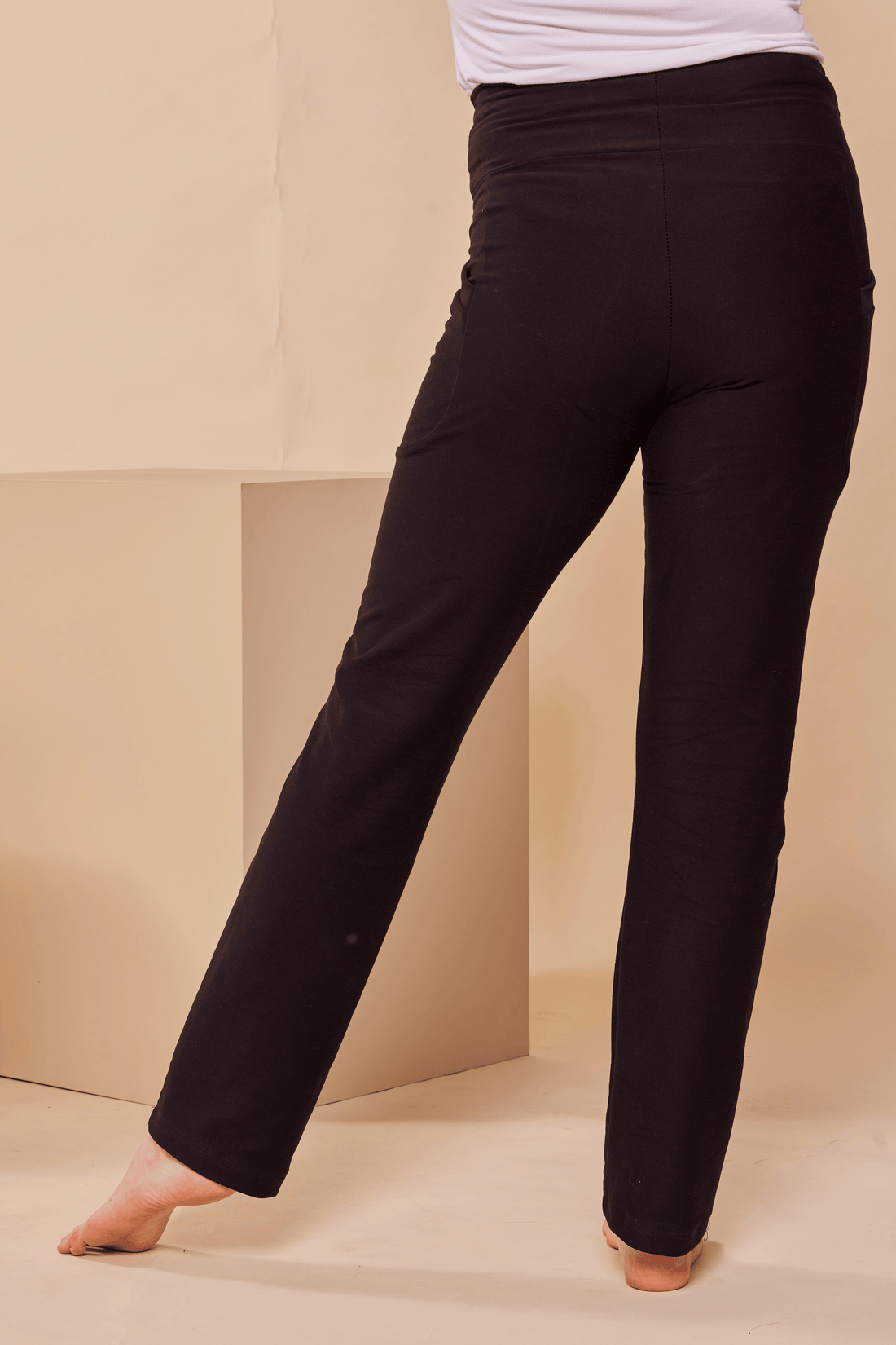 Pantalon effet denim jambe droite avec poches forêt noire