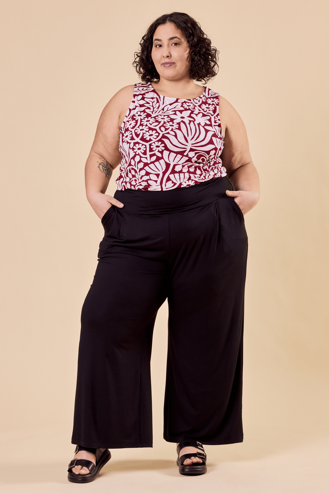 Pantalon large à plis creux - noir