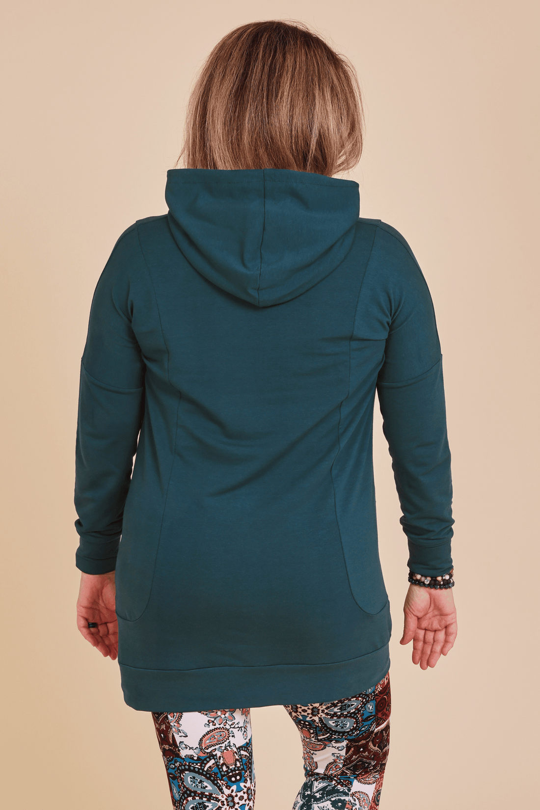 Tunique en molleton émeraude à manches longues avec poches et capuchon fait au Québec, Canada