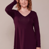 Tunique fluide asymétrique à manches longues avec col en V merlot