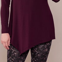 Tunique fluide asymétrique à manches longues avec col en V merlot