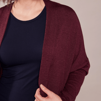 Veste cocon en tricot léger avec poches rouge bourgogne