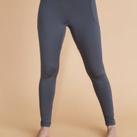 Legging doux effet polar gris taille haute avec poches fabriqué au Québec.