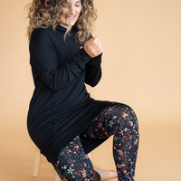 Legging confortable à motifs fleuris fabriqué au Québec.