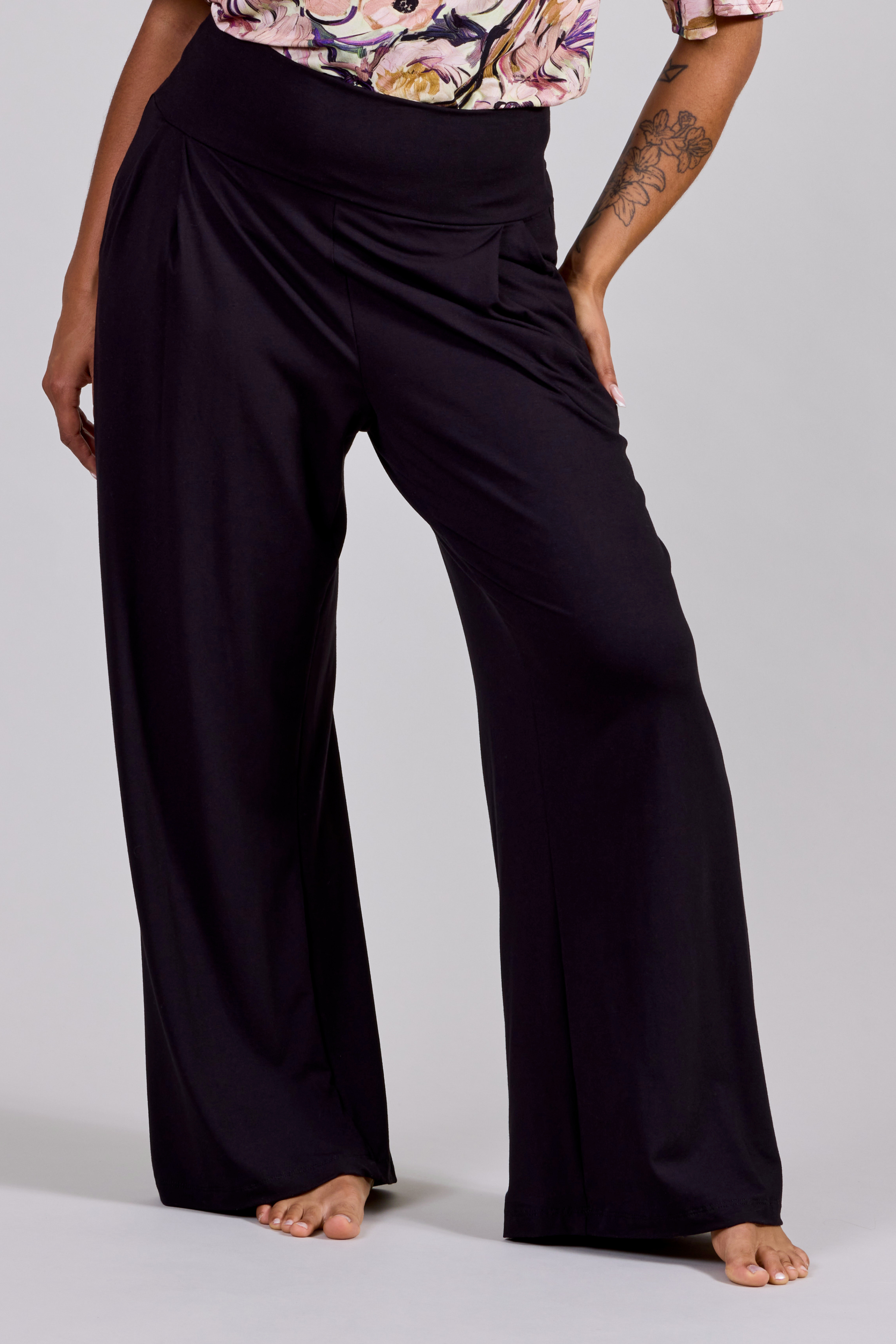 Pantalon large à plis creux - noir
