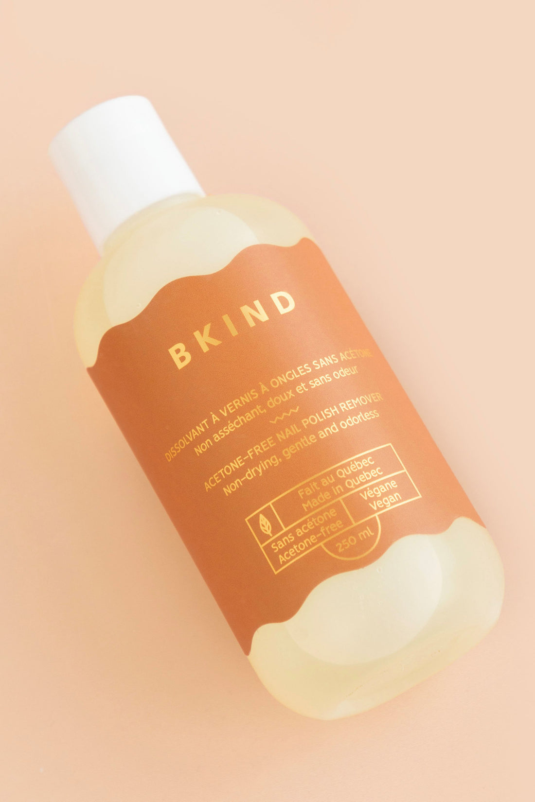 Dissolvant à vernis à ongles sans acétone