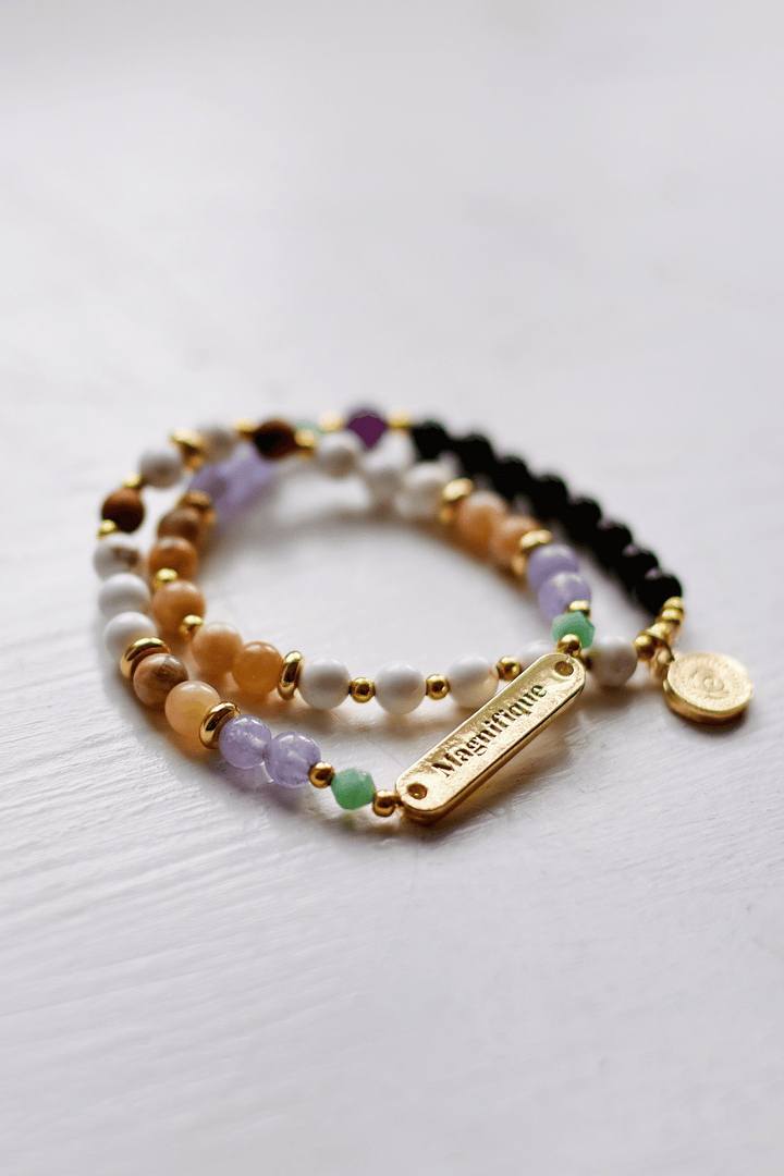 Bracelet mala de pierres semi-précieuses avec breloque Magnifique en or rose, fabriqué au Québec.