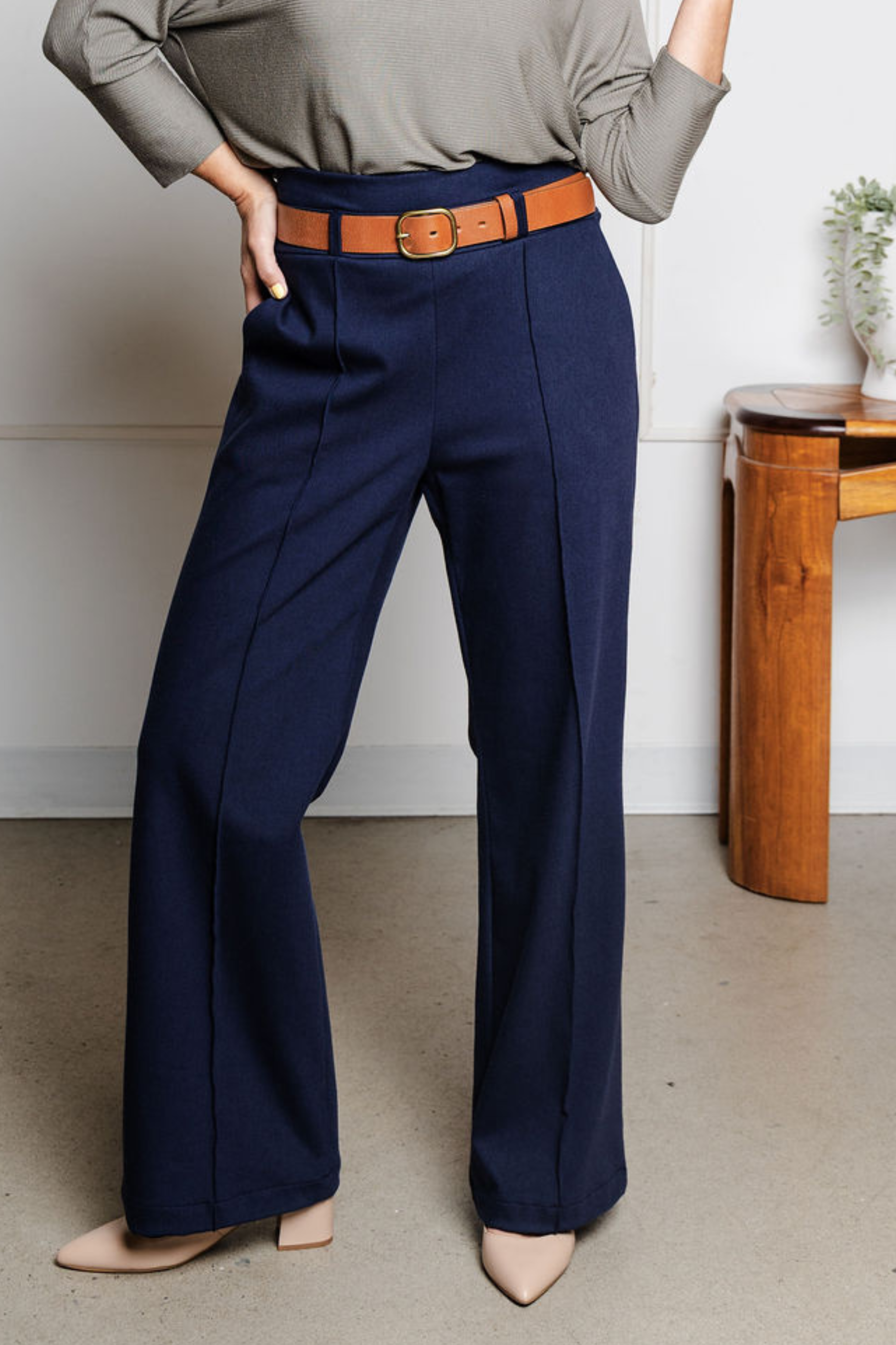 Pantalon effet denim évasé structuré - minuit