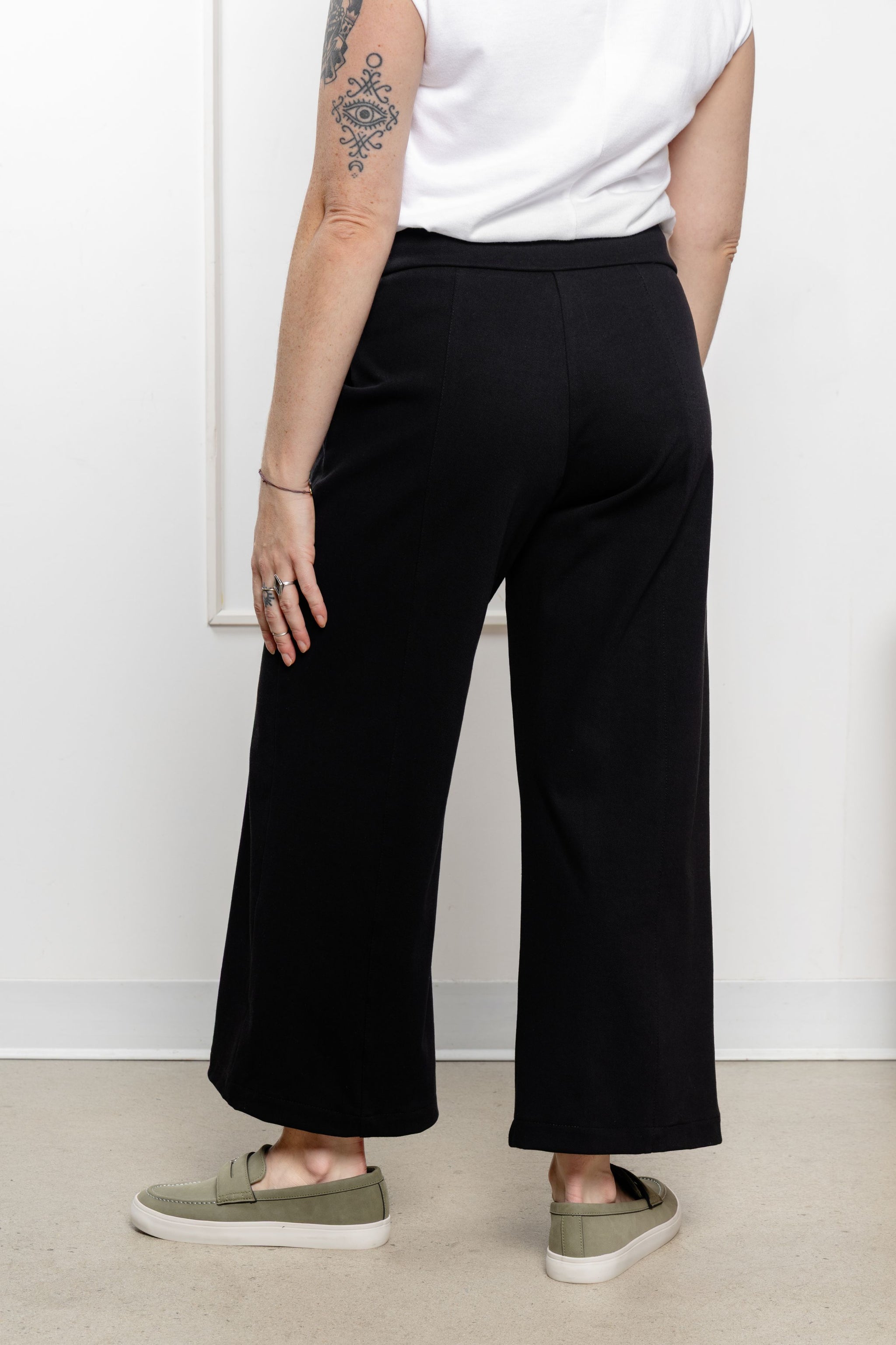 Pantalon effet denim évasé 7/8 - noir