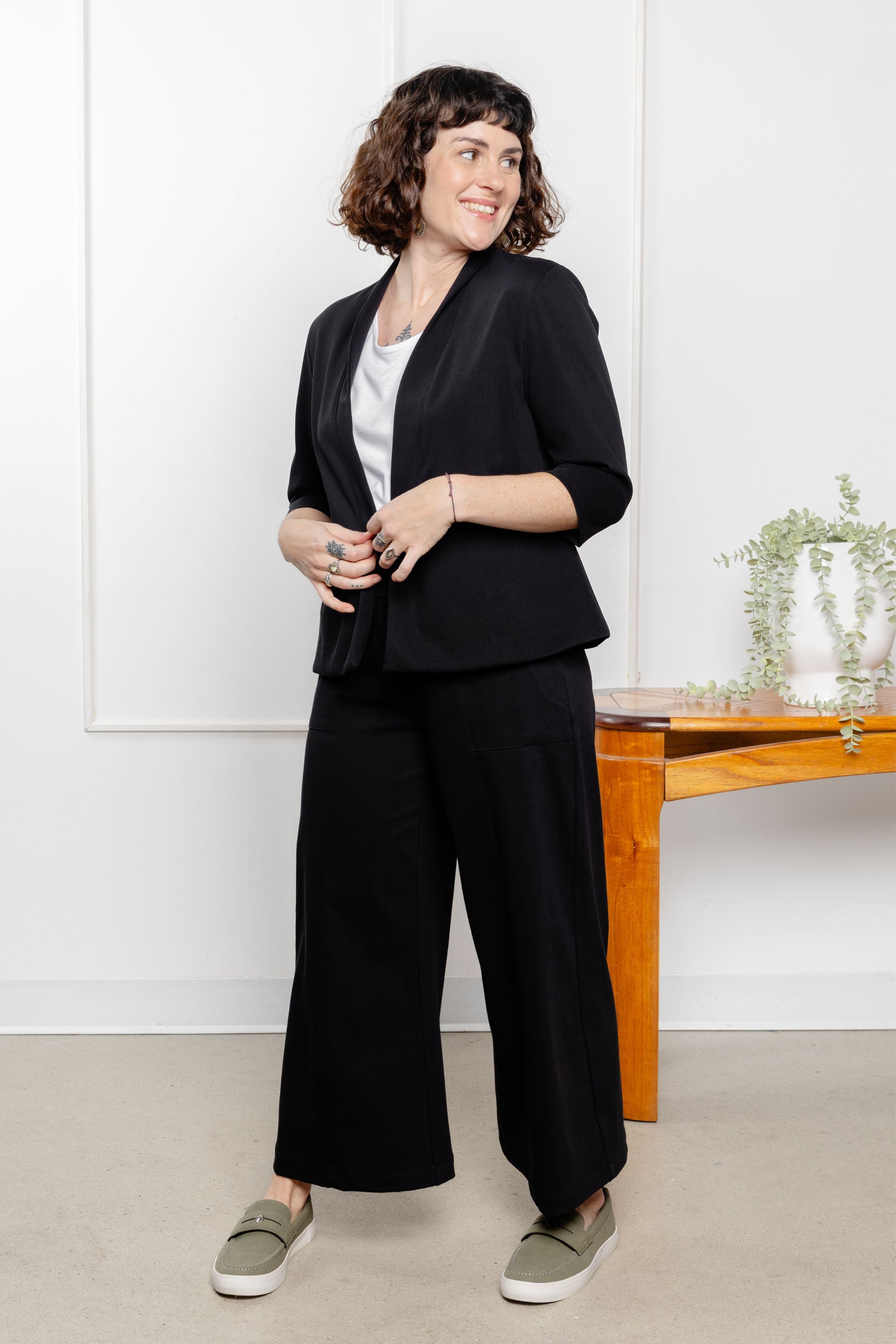 Pantalon effet denim évasé 7/8 - noir