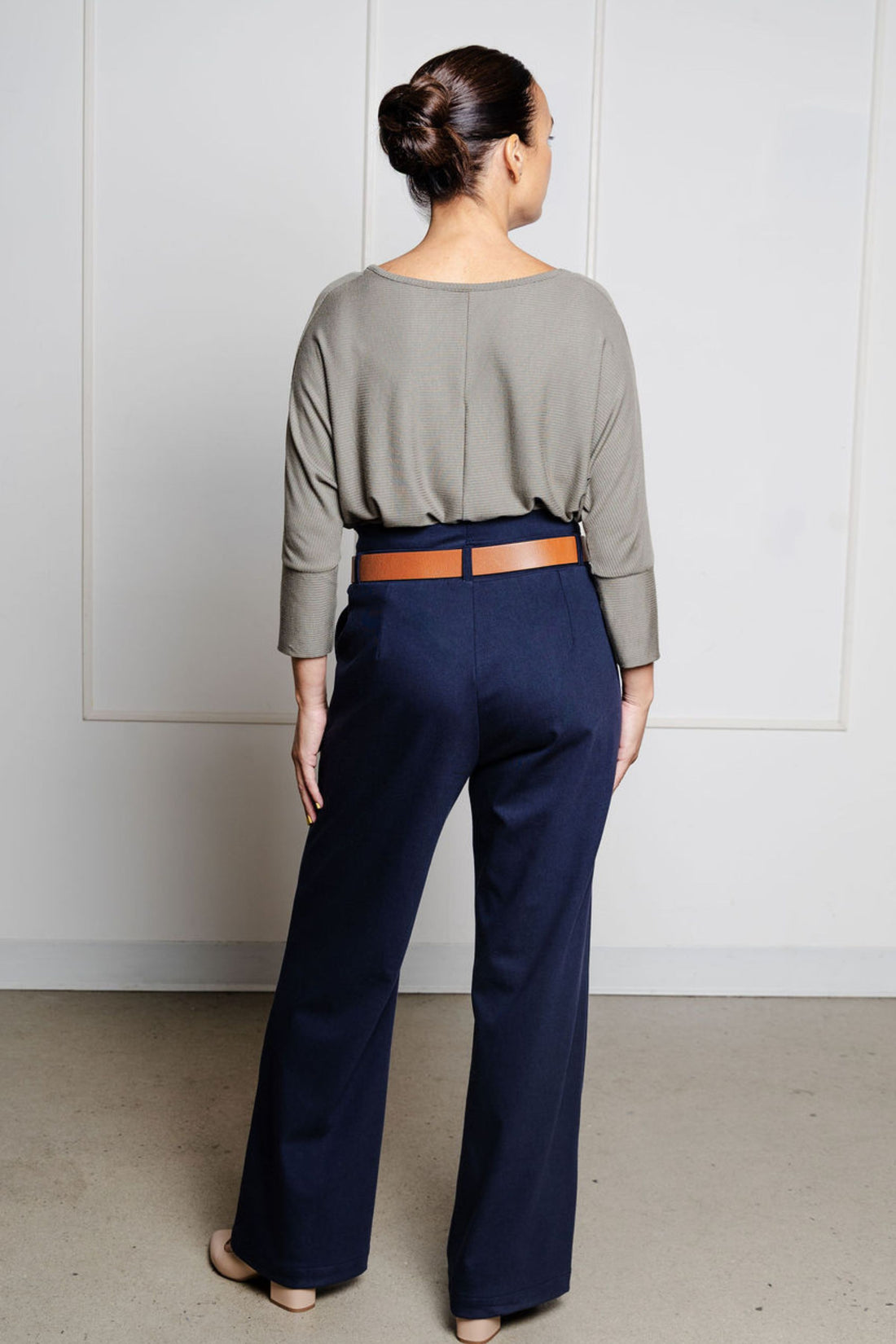 Pantalon effet denim évasé structuré - minuit