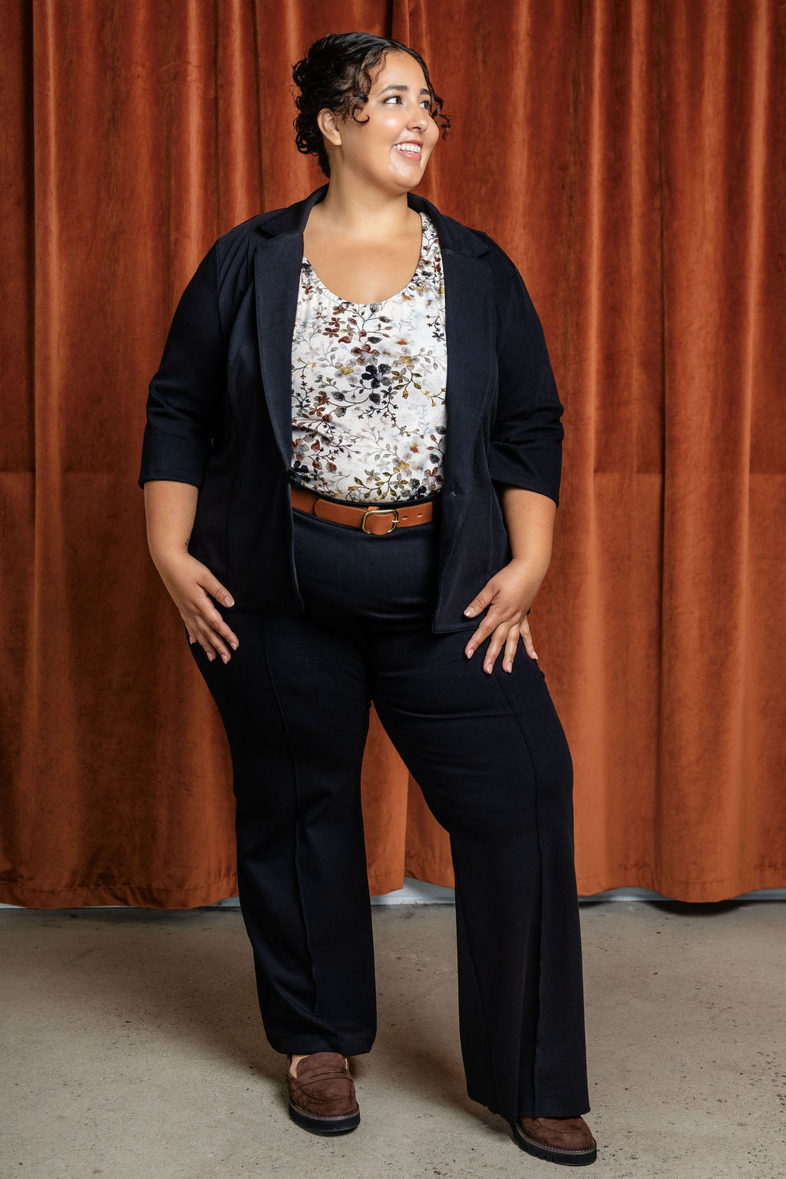 Pantalon effet denim évasé structuré - noir