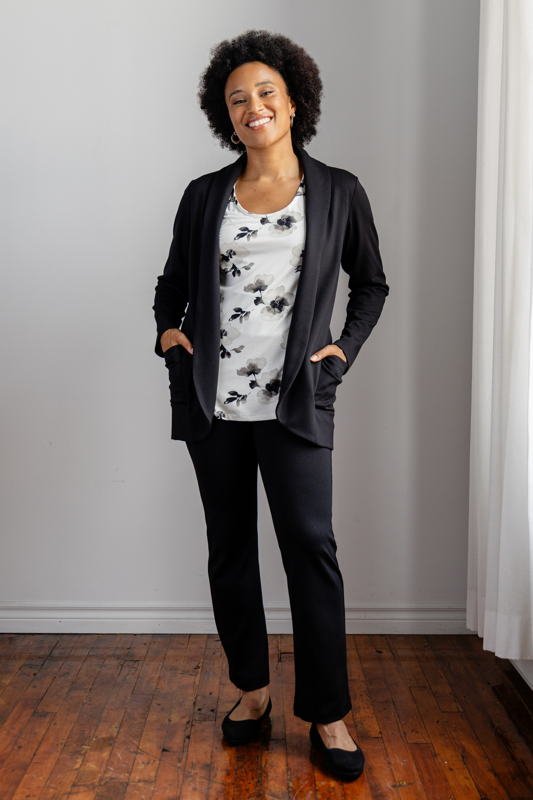 Pantalon habillé avec poches jambe droite - noir