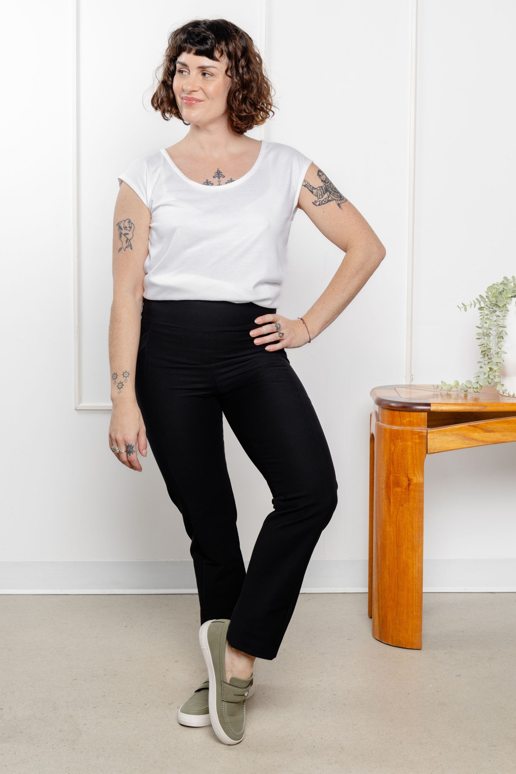 Pantalon effet denim jambe droite - noir