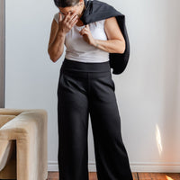 Pantalon large noir habillé pour femme fabriqué au Québec