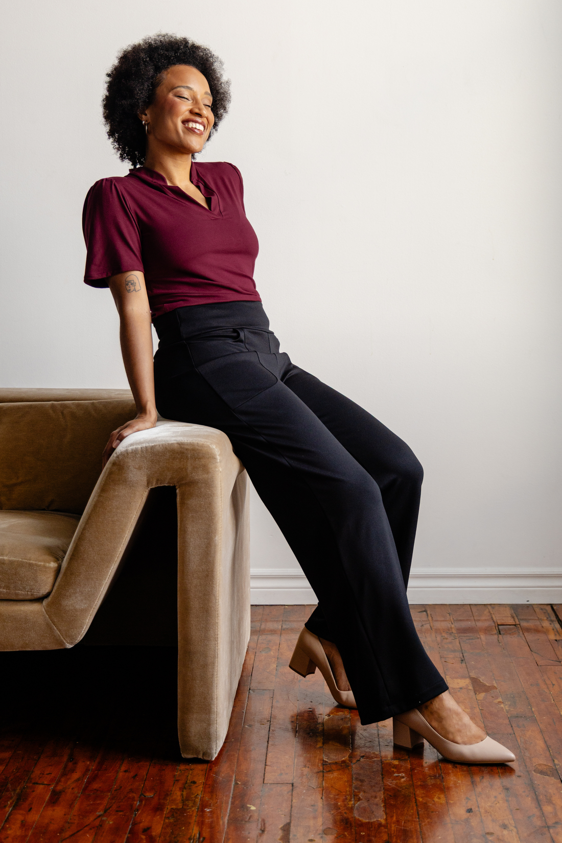 Pantalon habillé avec poches jambe semi-évasée - noir