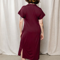 Robe polo midi couleur amarante pour femme fait au Québec
